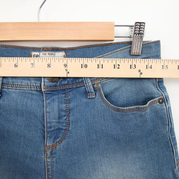 Free People Jeans Blue Skinny Jean Light Wash Distressed Denim Stretchy Size 26 - Picture 5 of 12